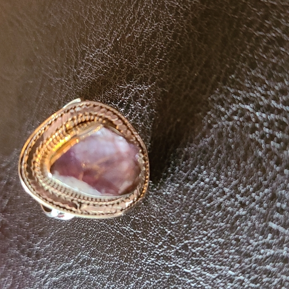 Amathyst Sterling Silver Ring - Picture 3 of 7